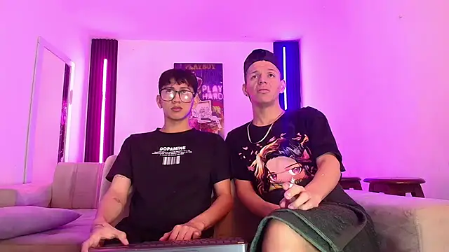 Marcus_and_Tony – Live XXX-chat