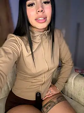 Laura-Khalifa: απευθείας συνομιλία ΧΧΧ