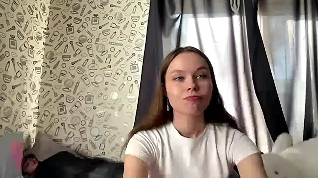 Chat +18 de SunkShigella ao vivo