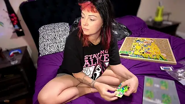 MarlaFknSinger – Naživo XXX chat