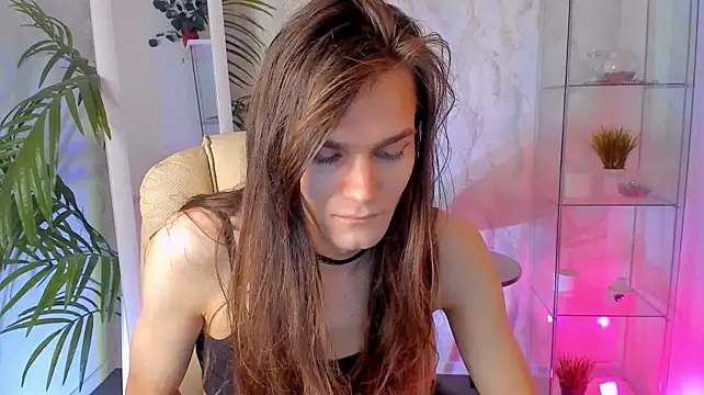 WillFobos Adlı Modelin Canlı XXX Sohbeti