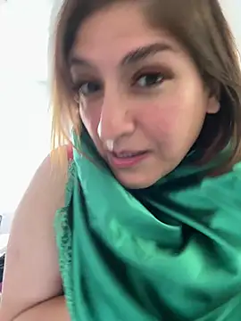 XXX chat uživo modela Spicy-Kareena