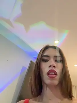 Amira_BabyHot Webcam-Show