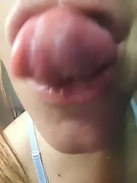 XXX chat uživo modela belliginger