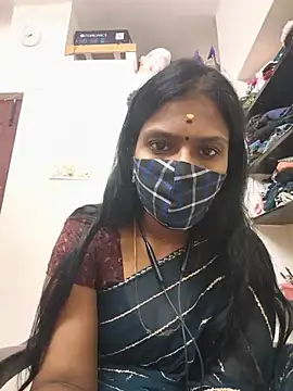 Tamil_Yalini12のライブXXXチャット