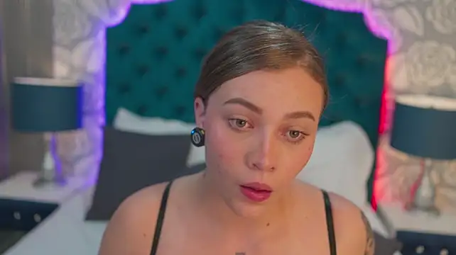 MariaMonttclair's Live XXX Chat