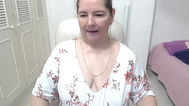 leonela_69: απευθείας συνομιλία ΧΧΧ