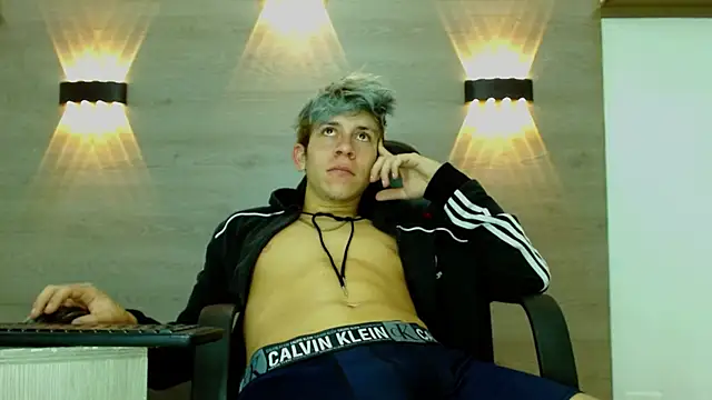 Gaeliitto Adlı Modelin Canlı XXX Sohbeti