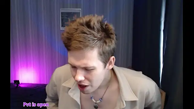 Chatroom XXX en direct de Sheldon_music