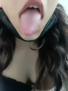 HazelCharm Live XXX-Chat