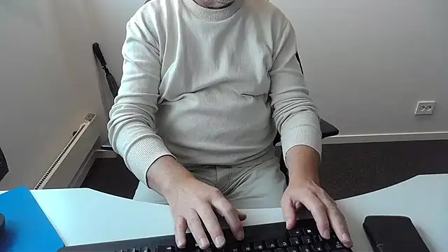 Buggemann XXX чат на живо