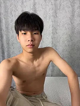 Czat XXX na żywo – guoguo18