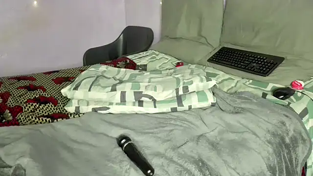 wilmaassylum Chat XXX in diretta
