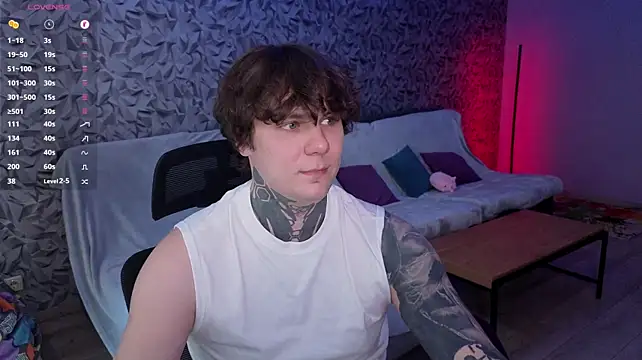 XXX chat uživo modela Lechery_boy