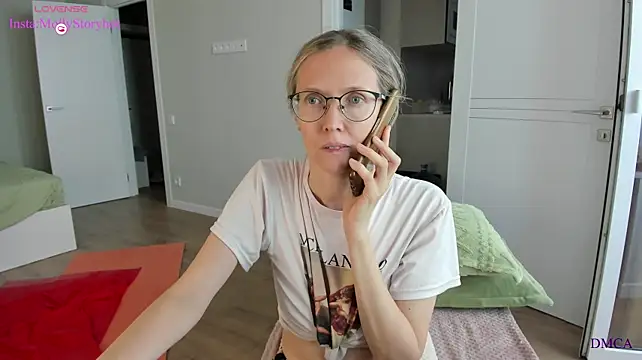 MollyStory XXX чат на живо