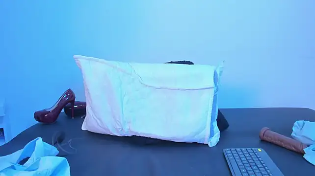 Miabrazt's Live XXX Chat