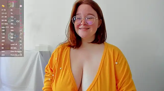 دردشة DebbieWoood الجنسية المباشرة