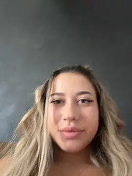 Yourfavblonde Chat XXX in diretta