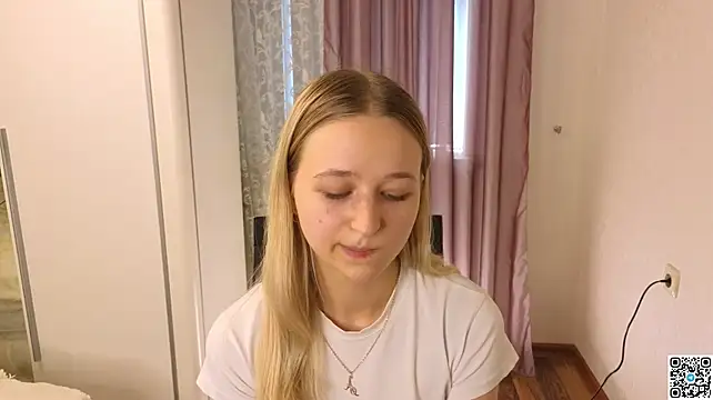 GirlMathExpert's Live XXX Chat