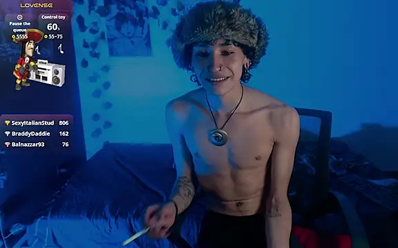 Chat XXX en directo de JohnnyJones_