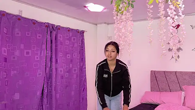 Živý XXX chat Zayury