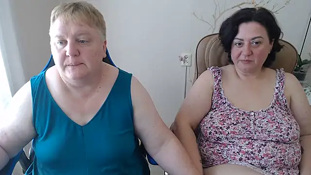 Lindy-Jeanie's Live XXX Chat