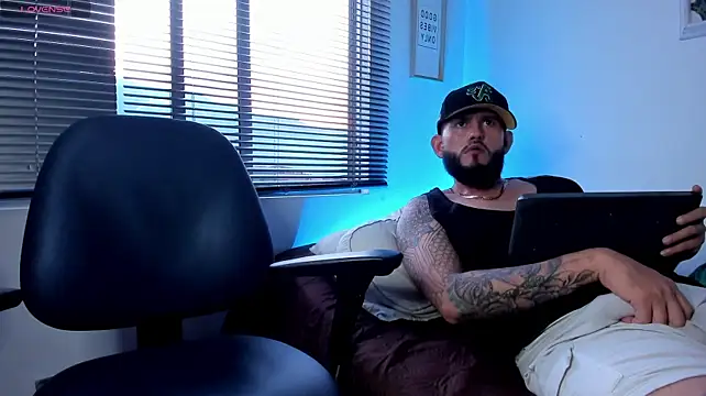 Bigsmalle élő XXX-chatje