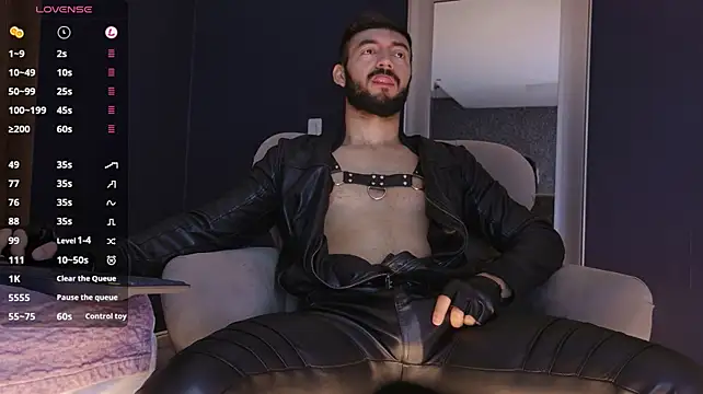 Chat XXX ao vivo de MarkWalker__