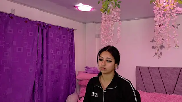 Zayury élő XXX-chatje