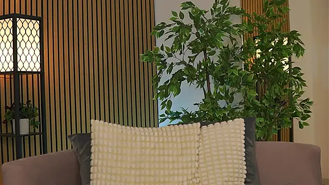 Avril_Cyrus Live XXX-Chat