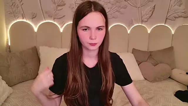 Thalia_Croft 现场XXX聊天