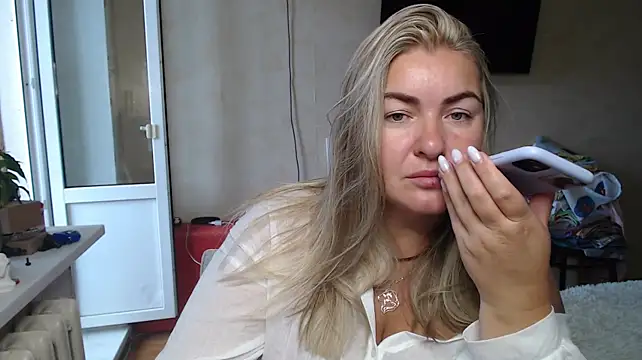 NikaSkylink – Live XXX-chat