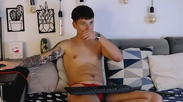 ThomasEdisonn Chat XXX live