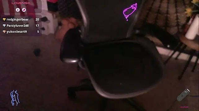 viking6reddd's Live XXX Chat