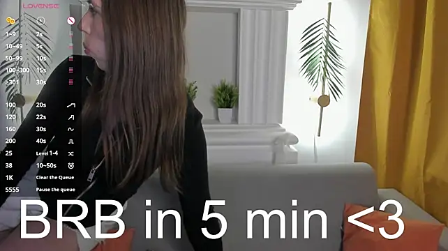 Elly_B1oom's Live XXX Chat