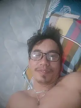traiwe06 XXX чат на живо