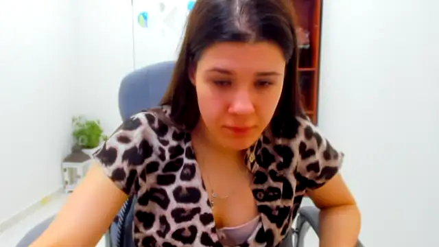 Онлайн чат XXX Joannia