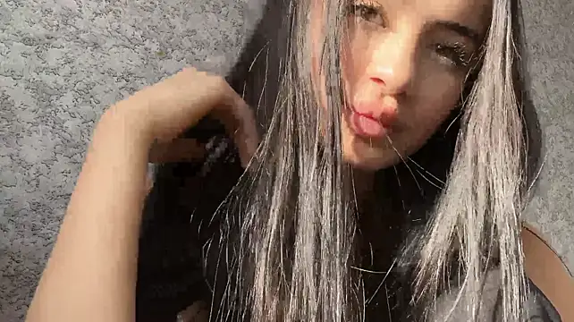 Czat XXX na żywo – TeganBenek