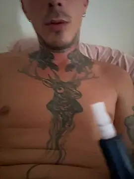 tatuato23 网络视讯表演