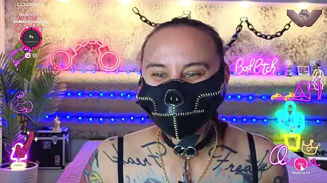Cool_Freak_ live XXX chat