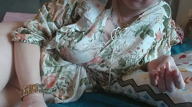 martachatte's Live XXX Chat