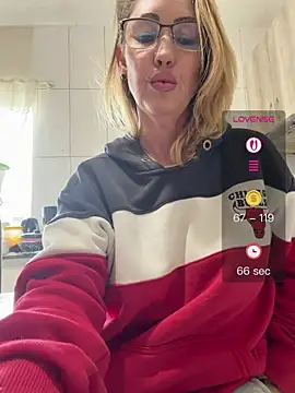 RAIRAsexy's Live XXX Chat