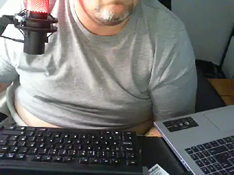 bigcuddlebear69er – Naživo XXX chat