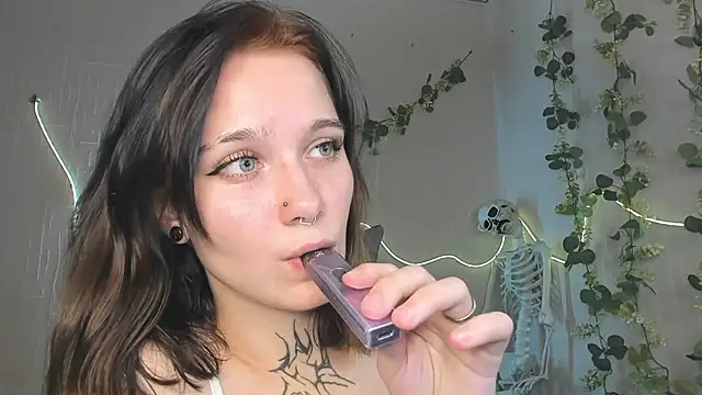 Elastikisss Adlı Modelin Canlı XXX Sohbeti