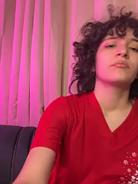 צ'אט XXX בשידור חי של TeensNews18