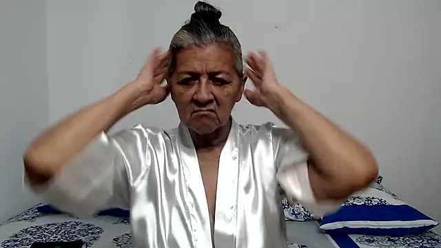 candy_mature_'s Live XXX Chat