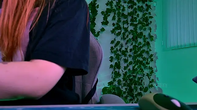 AliceCUNTach Chat XXX in diretta