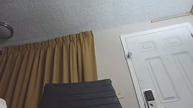 controlmyhole's Live XXX Chat