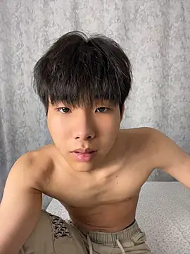 guoguo18のライブXXXチャット
