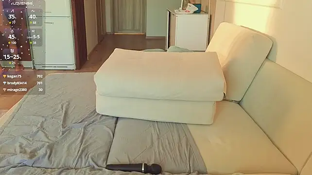 KristineEsme Adlı Modelin Canlı XXX Sohbeti